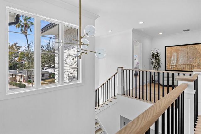 615 LUZON AVENUE, Tampa, FL 33606