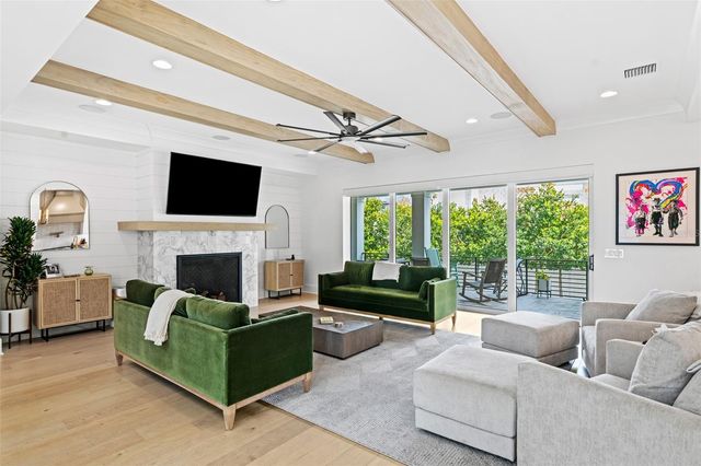 615 LUZON AVENUE, Tampa, FL 33606