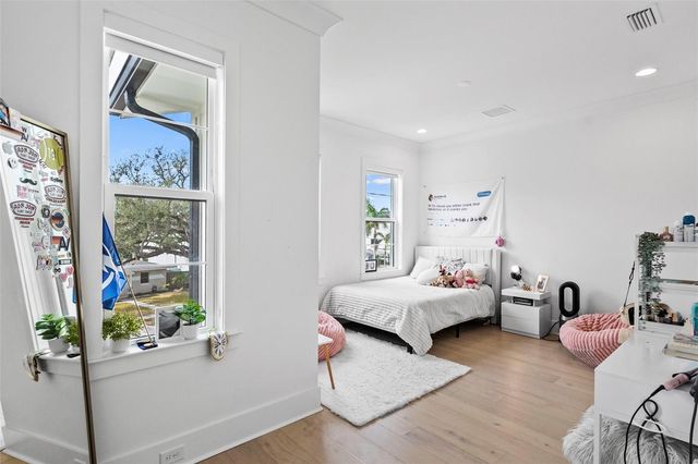 615 LUZON AVENUE, Tampa, FL 33606