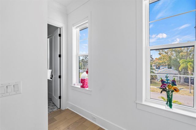 615 LUZON AVENUE, Tampa, FL 33606