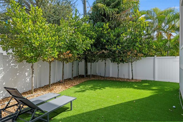 615 LUZON AVENUE, Tampa, FL 33606