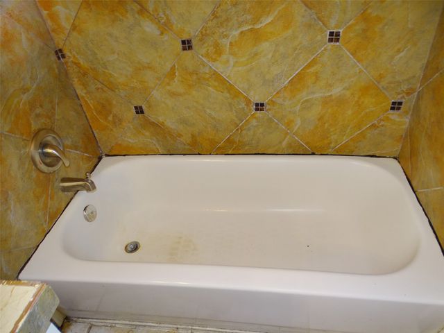 1218 Birchbrook Street, Grand Prairie, TX 75052