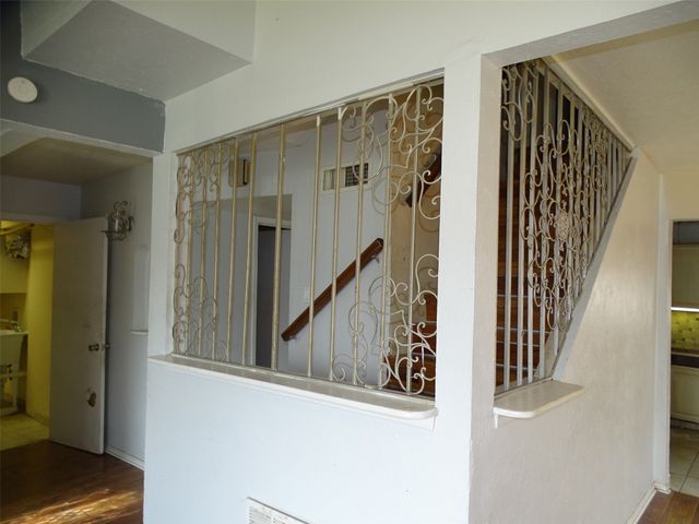 1218 Birchbrook Street, Grand Prairie, TX 75052