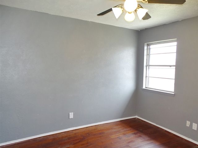 1218 Birchbrook Street, Grand Prairie, TX 75052