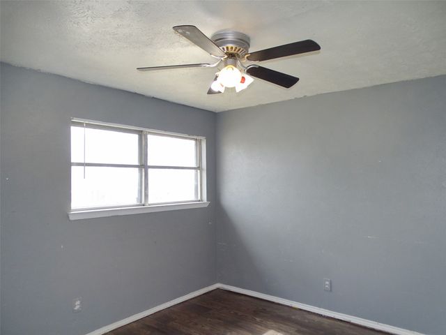 1218 Birchbrook Street, Grand Prairie, TX 75052