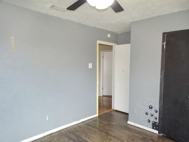 1218 Birchbrook Street, Grand Prairie, TX 75052