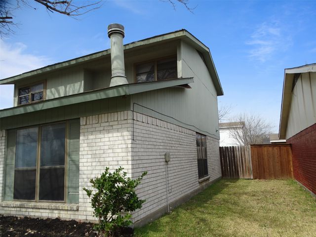 1218 Birchbrook Street, Grand Prairie, TX 75052