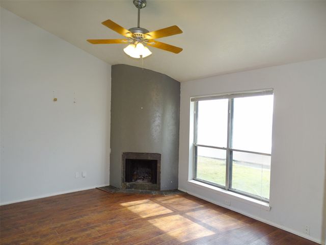 1218 Birchbrook Street, Grand Prairie, TX 75052