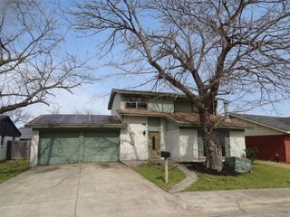 1218 Birchbrook Street, Grand Prairie, TX 75052