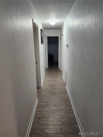 656 NE 11th Street, Crystal River, FL 34428
