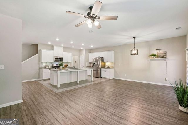 1930 Lanier Harbor Point, Buford, GA 30518
