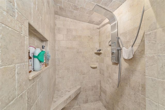 39742 CAROLINA AVENUE, Lady Lake, FL 32159