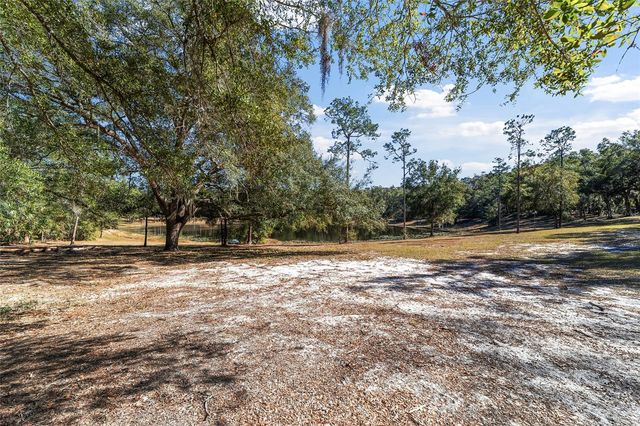 39742 CAROLINA AVENUE, Lady Lake, FL 32159