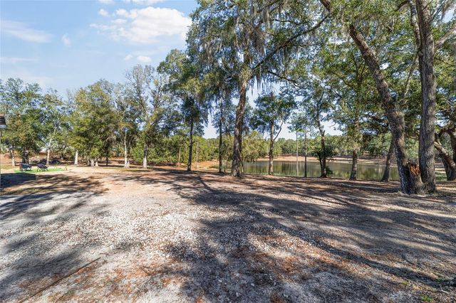 39742 CAROLINA AVENUE, Lady Lake, FL 32159