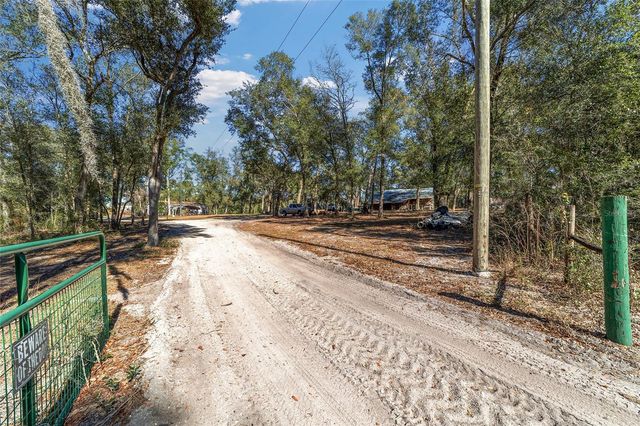 39742 CAROLINA AVENUE, Lady Lake, FL 32159