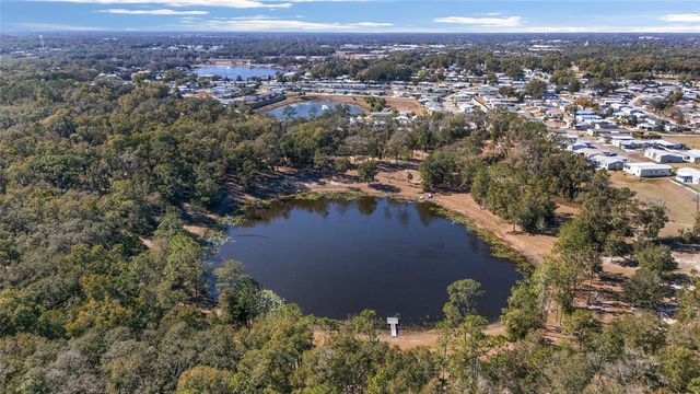 39742 CAROLINA AVENUE, Lady Lake, FL 32159