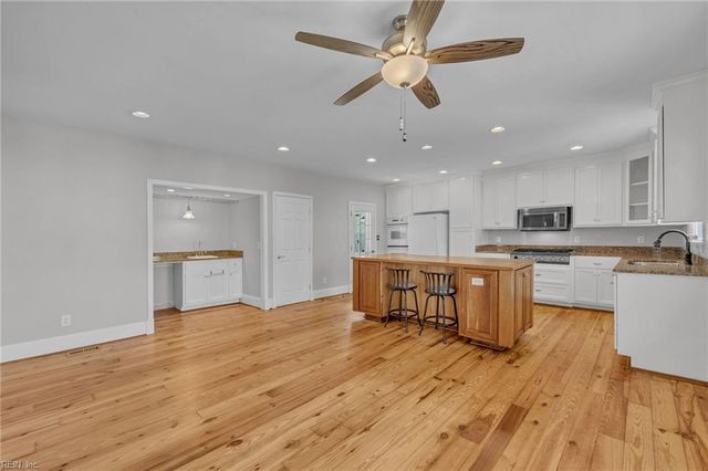 329 Center ST, Hampton, VA 23669