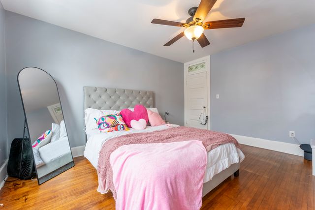 483 Barrett Street, Elgin, IL 60120