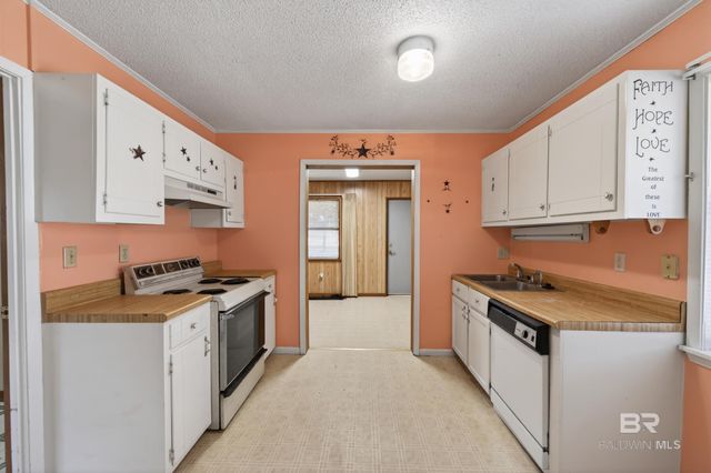 506 Clark Avenue, Bay Minette, AL 36507