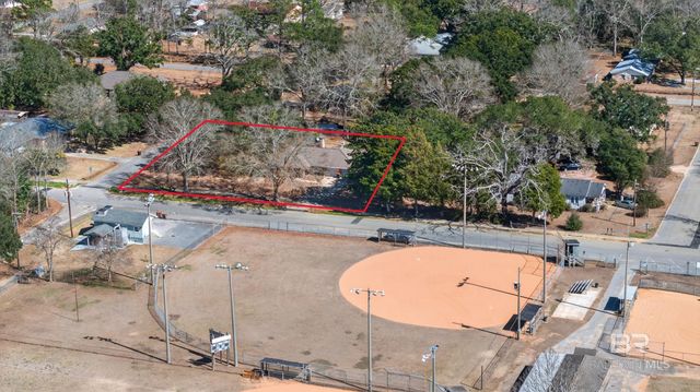 506 Clark Avenue, Bay Minette, AL 36507