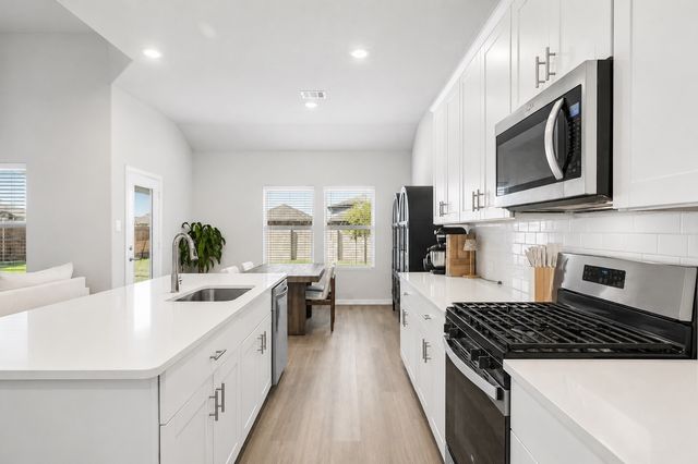 3514 Jb Thomas Drive, Farmersville, TX 75442