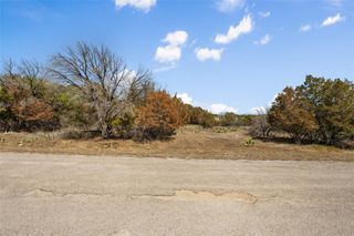 21606 Cardinal Ave, Lago Vista, TX 78645