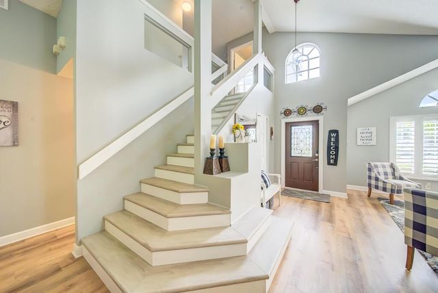 15055 Oak Chase Court, Wellington, FL 33414