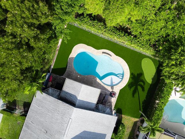 15055 Oak Chase Court, Wellington, FL 33414