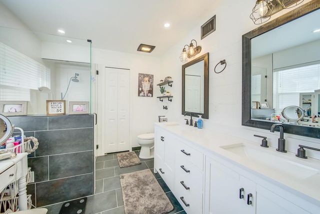 15055 Oak Chase Court, Wellington, FL 33414