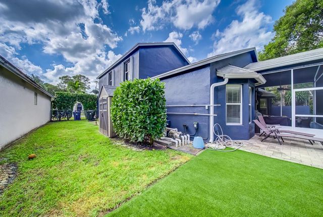 15055 Oak Chase Court, Wellington, FL 33414