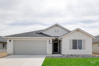 1726 SW Besra Dr, Mountain Home, ID 83647
