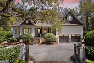 306 Broadway Street, St. Simons, GA 31522