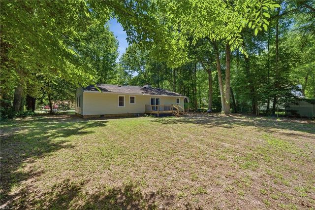 7133 Lord Carrington DR, Gloucester, VA 23061