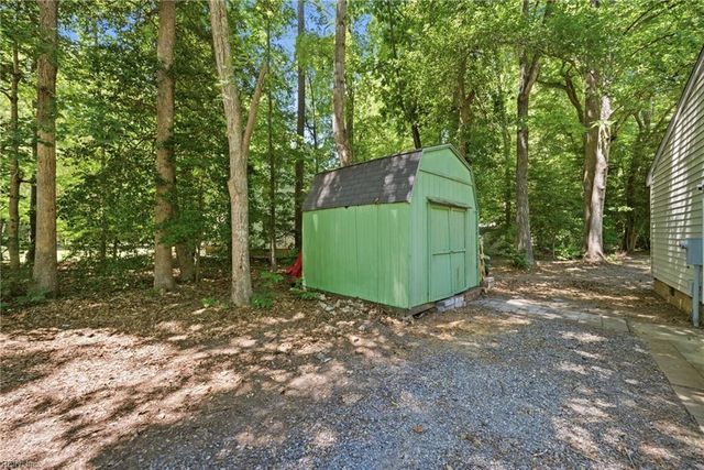 7133 Lord Carrington DR, Gloucester, VA 23061