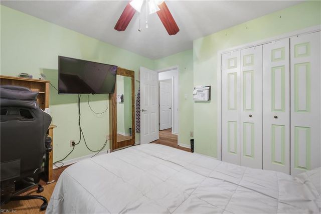 7133 Lord Carrington DR, Gloucester, VA 23061