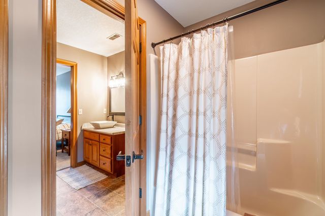 14711 Brindle Crossing, Roanoke, IN 46783