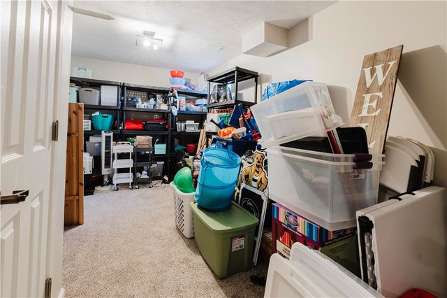 446 Anna Marie Dr, Cranberry Twp, PA 16066