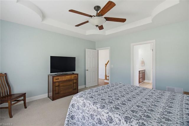 203 Southern Woods Drive, Winston-salem, NC 27107