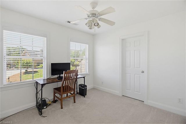 203 Southern Woods Drive, Winston-salem, NC 27107