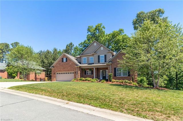 203 Southern Woods Drive, Winston-salem, NC 27107