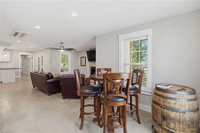 203 Southern Woods Drive, Winston-salem, NC 27107