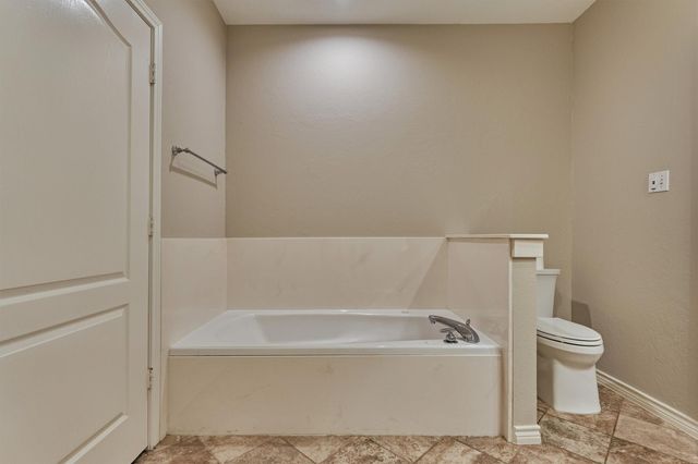 3322 Torrey Pines Drive, Montgomery, TX 77356