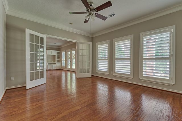 3322 Torrey Pines Drive, Montgomery, TX 77356