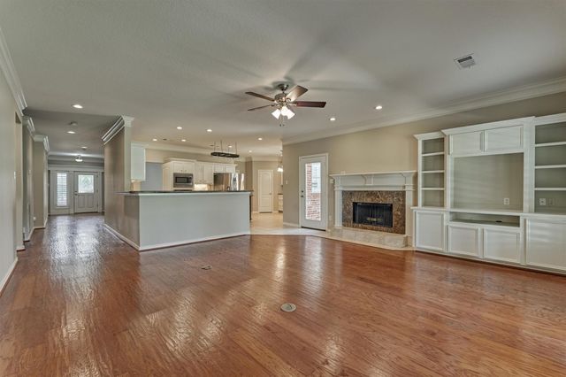 3322 Torrey Pines Drive, Montgomery, TX 77356