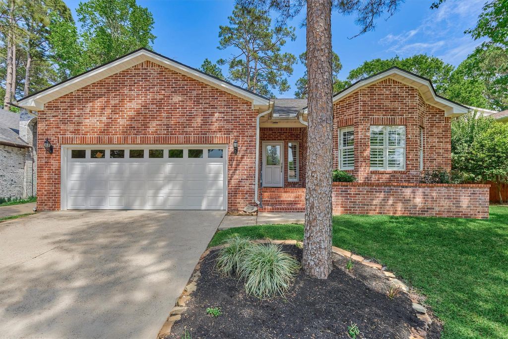 3322 Torrey Pines Drive, Montgomery, TX 77356