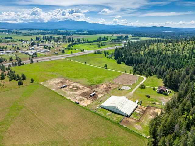 315942 N Hwy 2 Hwy, Elk, WA 99009