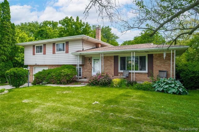 6395 Tanglewood Lane, Grand Blanc, MI 48439