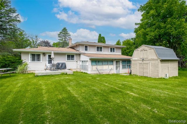 6395 Tanglewood Lane, Grand Blanc, MI 48439