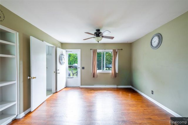 6395 Tanglewood Lane, Grand Blanc, MI 48439