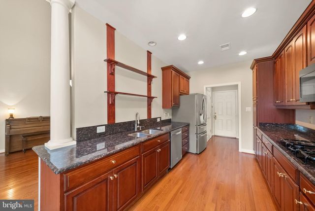 5976 PINEY GROVE WAY, Gainesville, VA 20155
